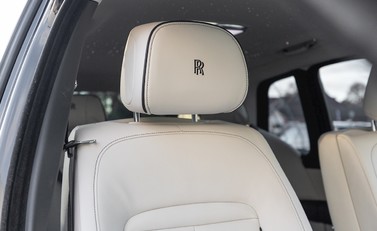 Rolls-Royce Cullinan 13