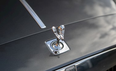Rolls-Royce Wraith 27