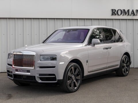 Rolls-Royce Cullinan Review, Colours, For Sale, Specs & News in Australia