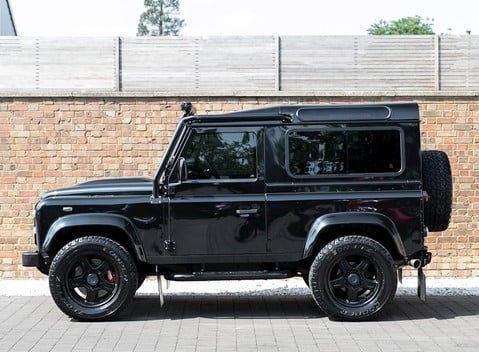 Land Rover Defender 90 XS T40S 2