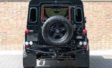 Land Rover Defender 90 XS T40S 5