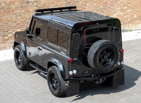 Land Rover Defender 90 XS T40S 9