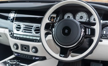 Rolls-Royce Wraith Series II 11