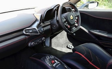 Ferrari 458 Italia 19