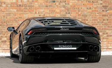 Lamborghini Huracan LP610-4 3
