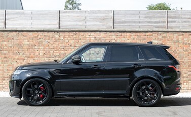 Land Rover Range Rover Sport 5.0 SVR 2