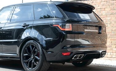 Land Rover Range Rover Sport 5.0 SVR 25