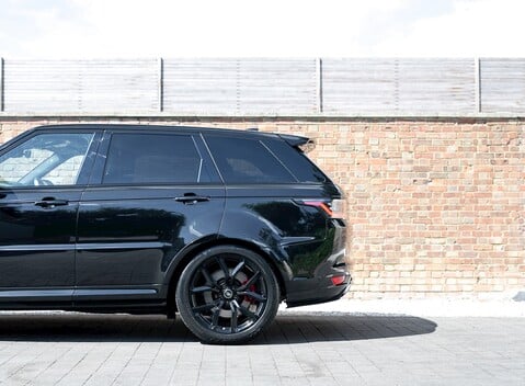 Land Rover Range Rover Sport 5.0 SVR 33