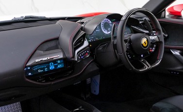 Ferrari SF90 Stradale 14