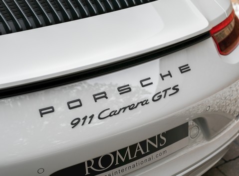 Porsche 911 (991.2) Carrera GTS 28