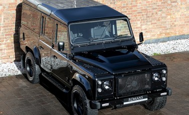 Land Rover Defender 110 XS Classic Series I 8