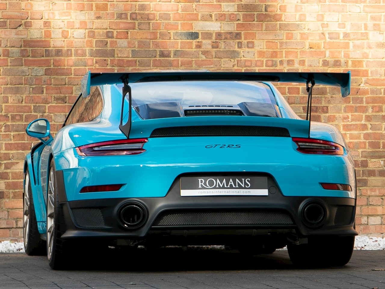Used Porsche 911 (991) GT2 RS for sale | Blue