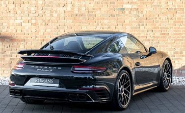 Porsche 911 (991.2) Turbo S 7