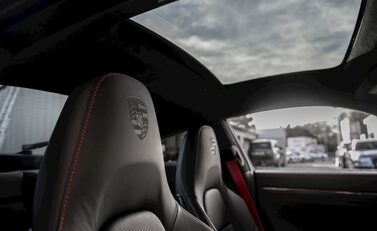 Porsche 911 (991.2) Turbo S 16