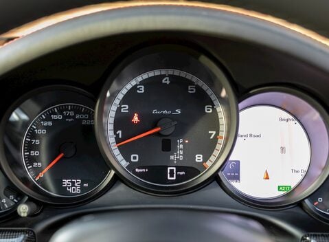 Porsche 911 (991.2) Turbo S 18