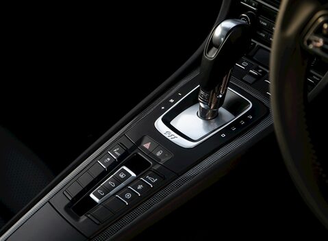 Porsche 911 (991.2) Turbo S 21