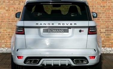 Land Rover Range Rover Sport 5.0 SVR 5