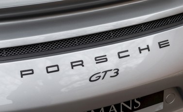 Porsche 911 (991) GT3 25