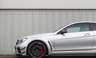 Mercedes-Benz C Class AMG Black Series 34