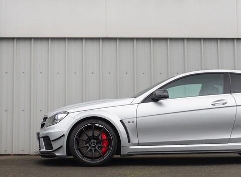 Mercedes-Benz C Class AMG Black Series 34