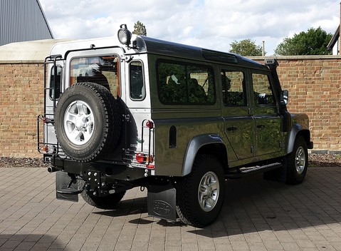 Land Rover 110 XS 2