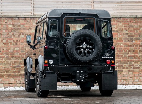 Land Rover Defender 90 XS 3