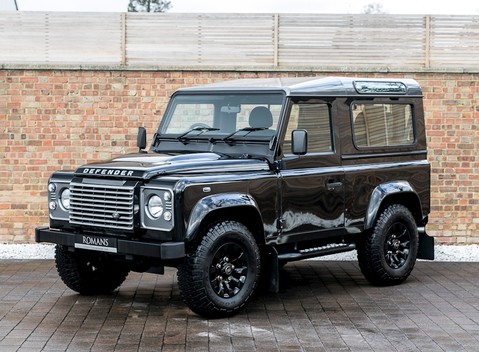 Land Rover Defender 90 XS 6