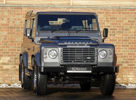 Land Rover 90 XS 1