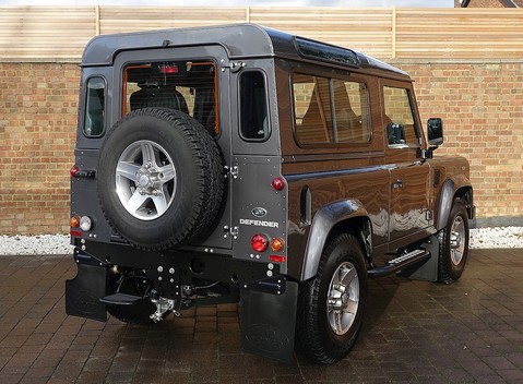 Land Rover 90 XS 3