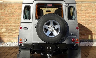 Land Rover 90 XS 21
