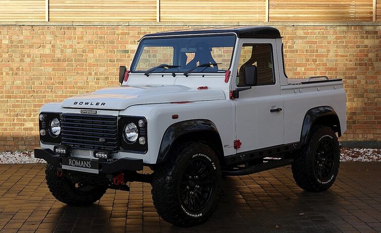 Used Land Rover Defender 90 Bowler Edition for sale | Fuji White