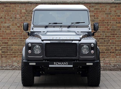 Land Rover Defender 90 XS T40 2