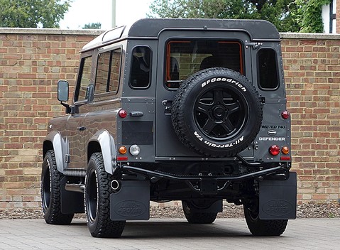 Land Rover Defender 90 XS T40 12