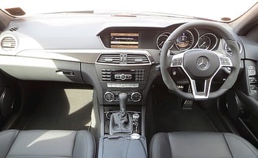 Mercedes-Benz C Class AMG 12