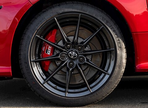 Toyota GR Yaris Circuit Pack 10