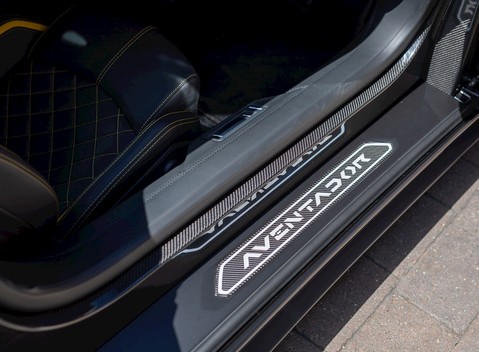 Lamborghini Aventador S LP740-4 26