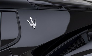 Maserati MC20 27