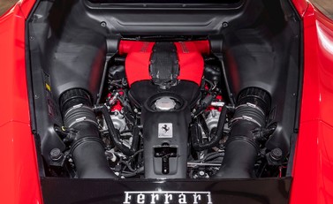 Ferrari F8 Tributo 11