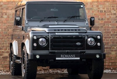 Land Rover Defender 90 XS URBAN TRUCK Carbon Edition