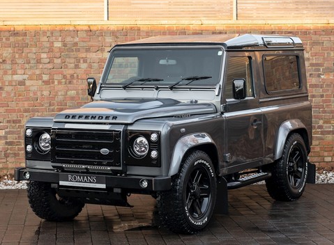 Land Rover Defender 90 XS URBAN TRUCK Carbon Edition 6