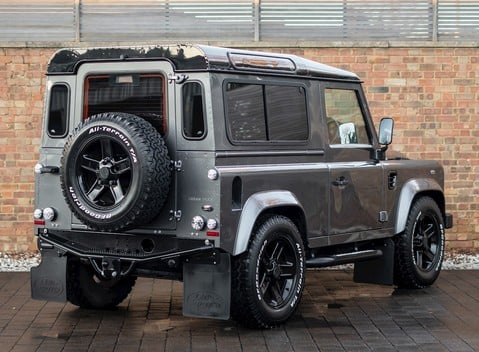 Land Rover Defender 90 XS URBAN TRUCK Carbon Edition 7