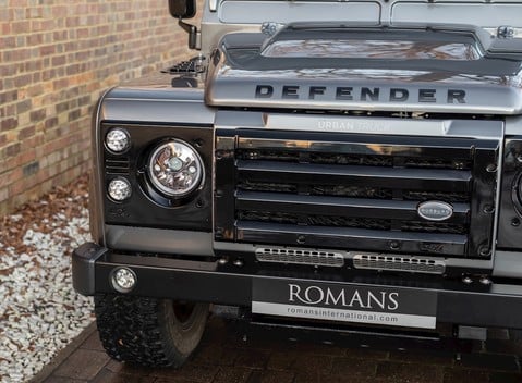 Land Rover Defender 90 XS URBAN TRUCK Carbon Edition 20