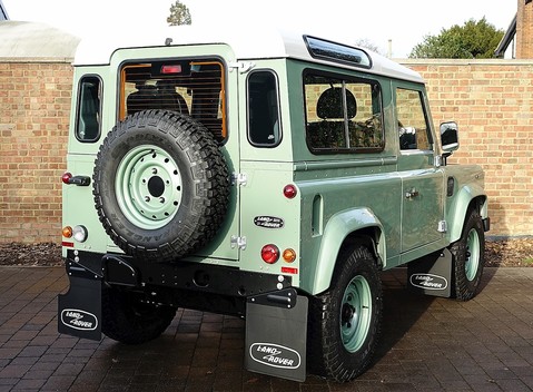 Land Rover 90 Heritage 2