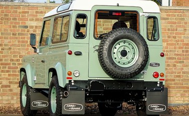 Land Rover 90 Heritage 12