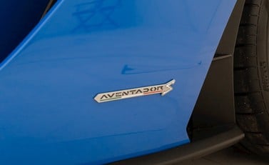 Lamborghini Aventador S LP740-4 19