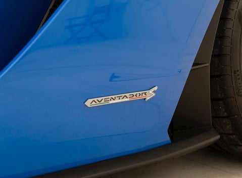 Lamborghini Aventador S LP740-4 19
