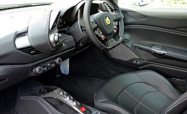 Ferrari 488 GTB 7