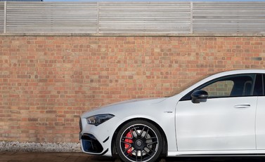 Mercedes-Benz CLA Class AMG 45 S 4Matic+ Plus Coupé 31