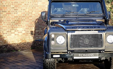 Land Rover Defender 90 Twisted T40 S 5