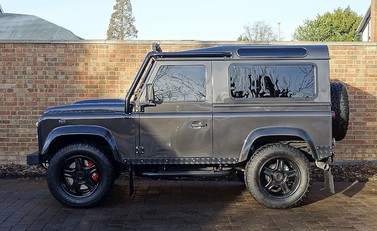 Land Rover Defender 90 Twisted T40 S 7